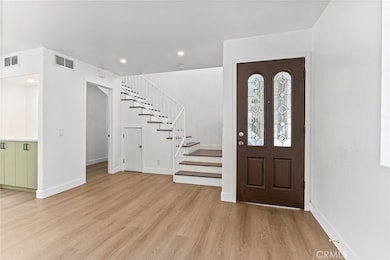 619 N Wilson Ave unit A, Pasadena, CA 91106 - photo 2