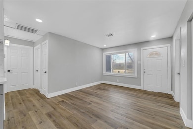 7609 Saint lo Rd, Houston, TX 77033 - photo 6