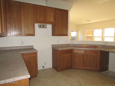 022-182098 kitchen  7