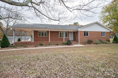 1894 N Carolina 73, Iron Station, NC 28080 - photo 4