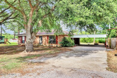 1037 Robertson st-13