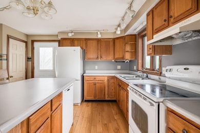 1051 Gore Rd, Alfred, ME 04002 - photo 2