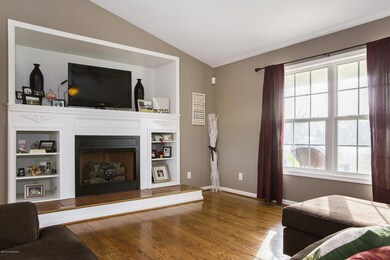 6-living room