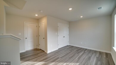 1350 Red Clover Ln, Ranson, WV 25438 - photo 5