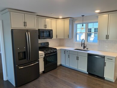 559 Summer St unit R5, Lynn, MA 01905 - photo 2