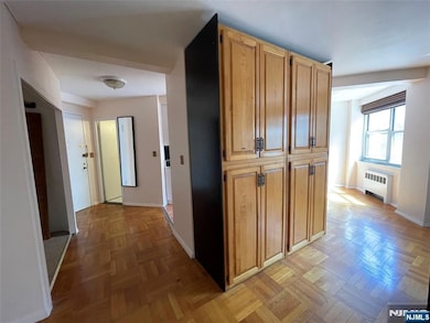 floor to ceiling wardrobes