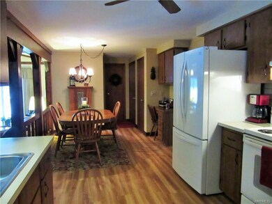 1315 Lexington Ave, North Tonawanda, NY 14120 - photo 2