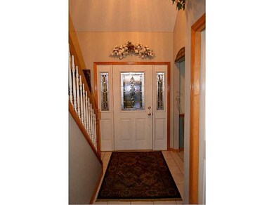 Entry/Foyer.