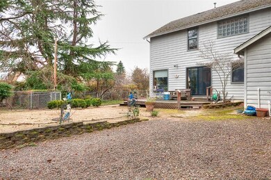 2995 E McAndrews Rd, Medford, OR 97504 - photo 3