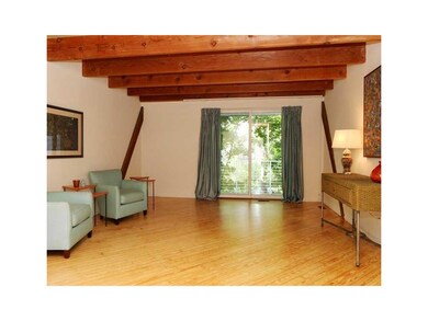 Living Room-L1.