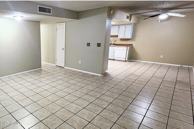 3313 W Harmont Dr unit 1, Phoenix, AZ 85051 - photo 4