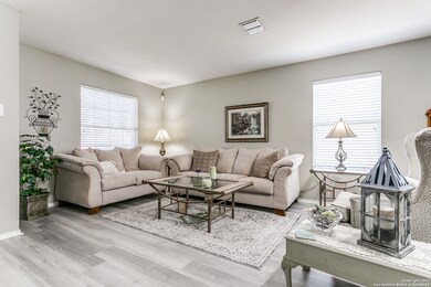 24722 Magnolia Falls, San Antonio, TX 78261 - photo 5