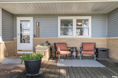 1412 W 53rd St, Davenport, IA 52806 - photo 4