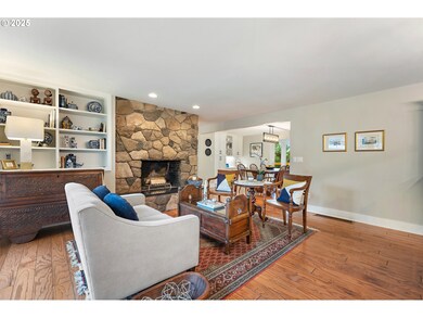 17401 Tree Top Ln, Lake Oswego, OR 97034 - photo 6