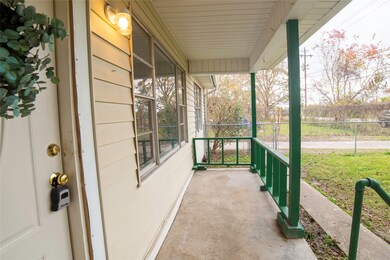 215 Raymac St, Houston, TX 77037 - photo 4
