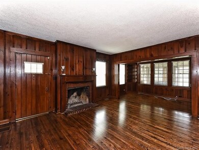 406 W Phifer St, Marshville, NC 28103 - photo 3