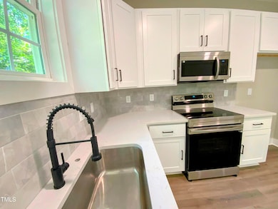 608 E Umstead St, Durham, NC 27701 - photo 7