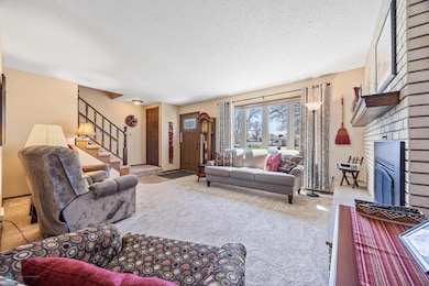 1402 E Gateway Cir S unit L, Fargo, ND 58103 - photo 6