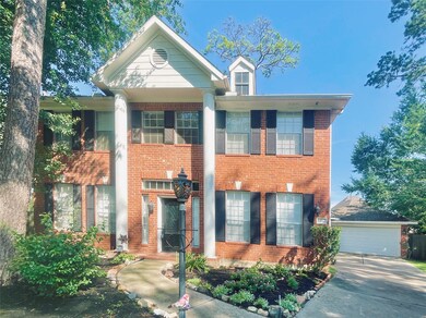 Beautiful 4 Bdrm/2.5 Bath Home located on a cul-de-sac lot in Longwood Village