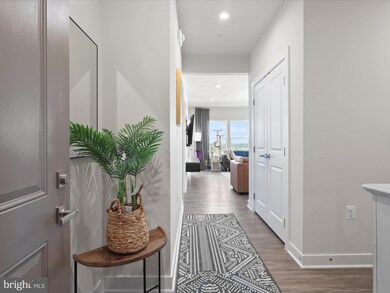 46320 Mount Milstead Terrace unit 304R, Sterling, VA 20164 - photo 4