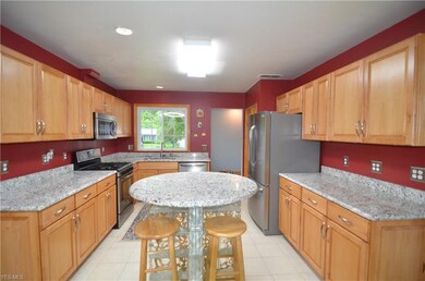 166 Greenbriar Dr, Aurora, OH 44202 - photo 7