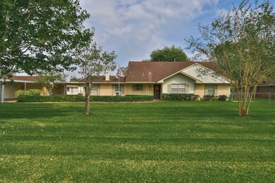 3931 Allen Rd, Pearland, TX 77584 - photo 2