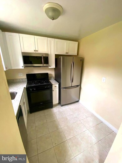 1703 Addison Rd S unit 1705, District Heights, MD 20747 - photo 6