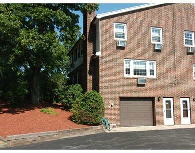 638 Chickering Rd unit 638, North Andover, MA 01845 - photo 2