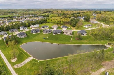 3063 Dell Ridge Ln, Hiawatha, IA 52233 - photo 2