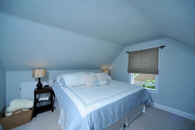 1210 E Evergreen St, Wheaton, IL 60187 - photo 2