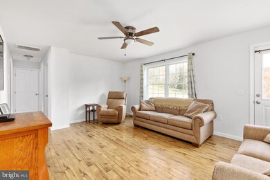 330 Hackleys Mill Rd, Amissville, VA 20106 - photo 5