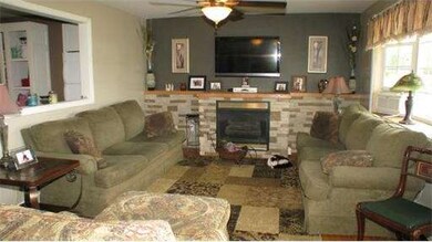 872 Sanford Rd, Westport, MA 02790 - photo 3