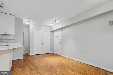 Wilshire Park Condominium unit 206, Washington, DC 20008 - photo 7