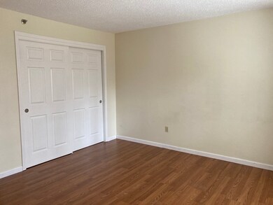 74 Tennis Plaza Rd unit 39, Dracut, MA 01826 - photo 2