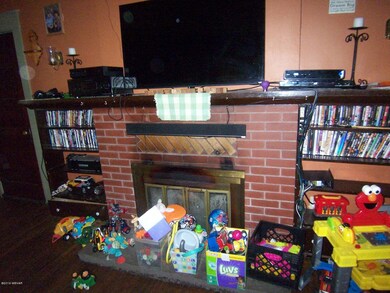 fireplace living room