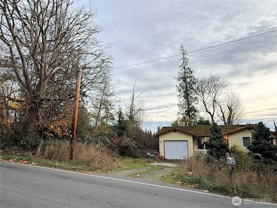 1390 Admirals Dr, Coupeville, WA 98239 - photo 3