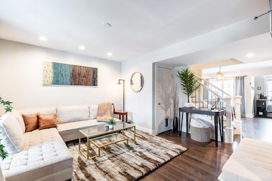 2353 Kenton St, Cincinnati, OH 45206 - photo 4