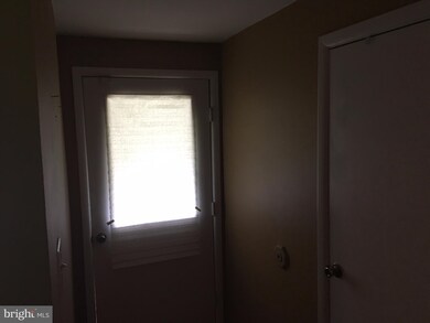 3207 Waverly Dr, Fredericksburg, VA 22407 - photo 3