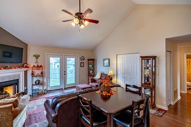105 Murifield Ct, Frankfort, KY 40601 - photo 5