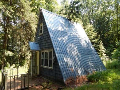 48 Alden Rd, Bellows Falls, VT 05101 - photo 4