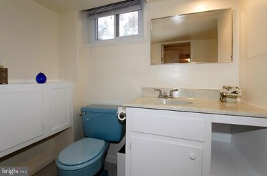 4922 Aurora Dr, Kensington, MD 20895 - photo 6