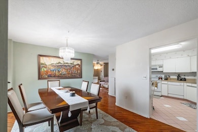 Harmon Cove Tower, Secaucus, NJ 07094 - photo 7