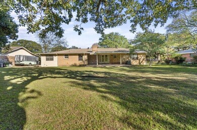 1333 Yates Dr, Hurst, TX 76053 - photo 5