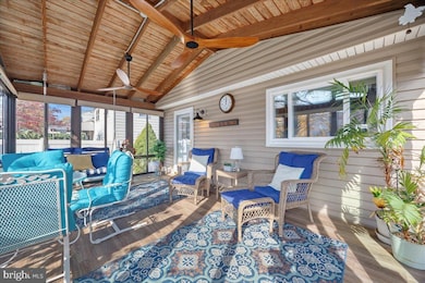 710 James Rd, Glen Burnie, MD 21061 - photo 3