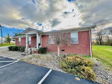 1953 Bardstown Rd, Springfield, KY 40069 - photo 3