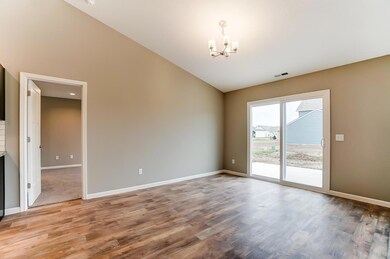 10243 Fieldlight Blvd, Fort Wayne, IN 46835 - photo 2