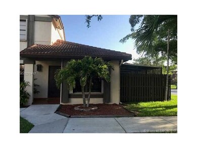 15000 SW 49th Ln unit D114, Miami, FL 33185 - photo 2