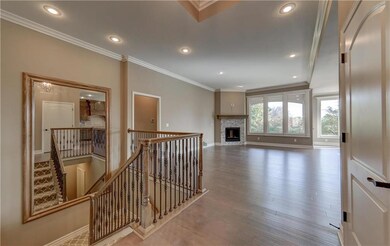 Long-wearing sculptured staircase carpet and Medit