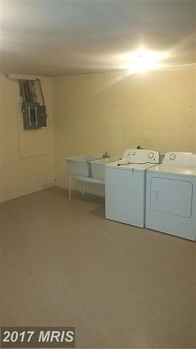 9638 Axehead Ct, Randallstown, MD 21133 - photo 3