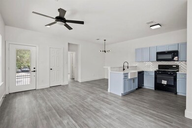769 Dillard St unit B, Houston, TX 77091 - photo 2